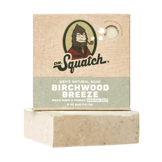 Dr. Squatch Birchwood Breeze zeep met kartonnen verpakking, van voren gezien